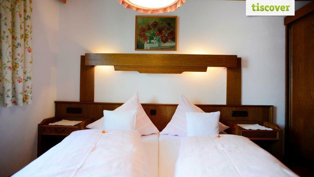 Gastehaus Wolf Hotel Bach  Bagian luar foto