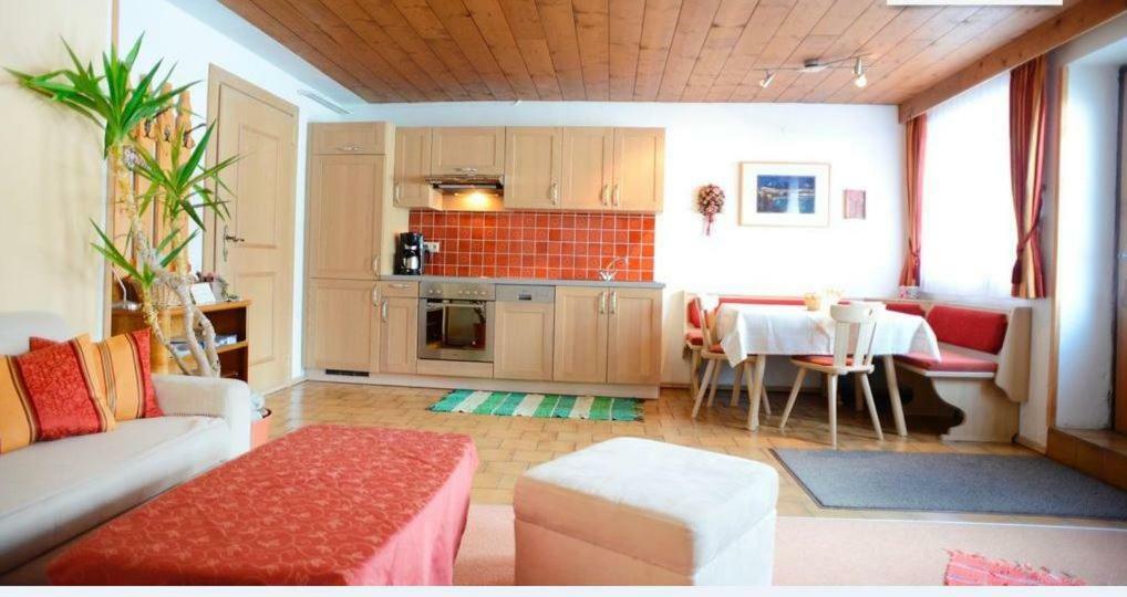 Gastehaus Wolf Hotel Bach  Bagian luar foto
